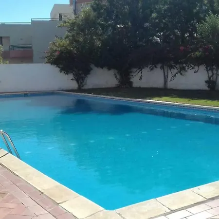 Apartamento Oura Li *