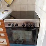 Oura Li Apartment *